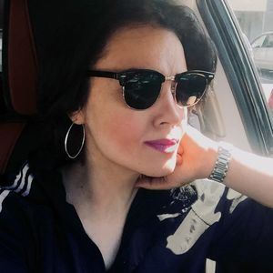 Meet your Posher, Paula